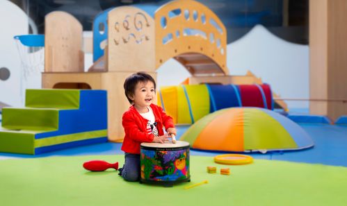 嬰幼兒養(yǎng)育照護 全面呵護，科學成長