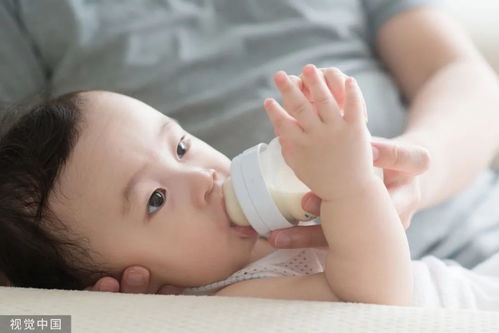 看丹觀察丨兩個人的孩子，憑什么只有一個人養？重塑嬰幼兒照護服務的社會共識